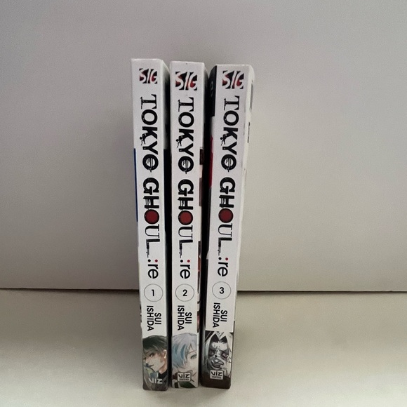 Tokyo ghoul re( Volumes 1-3) - Picture 1 of 1